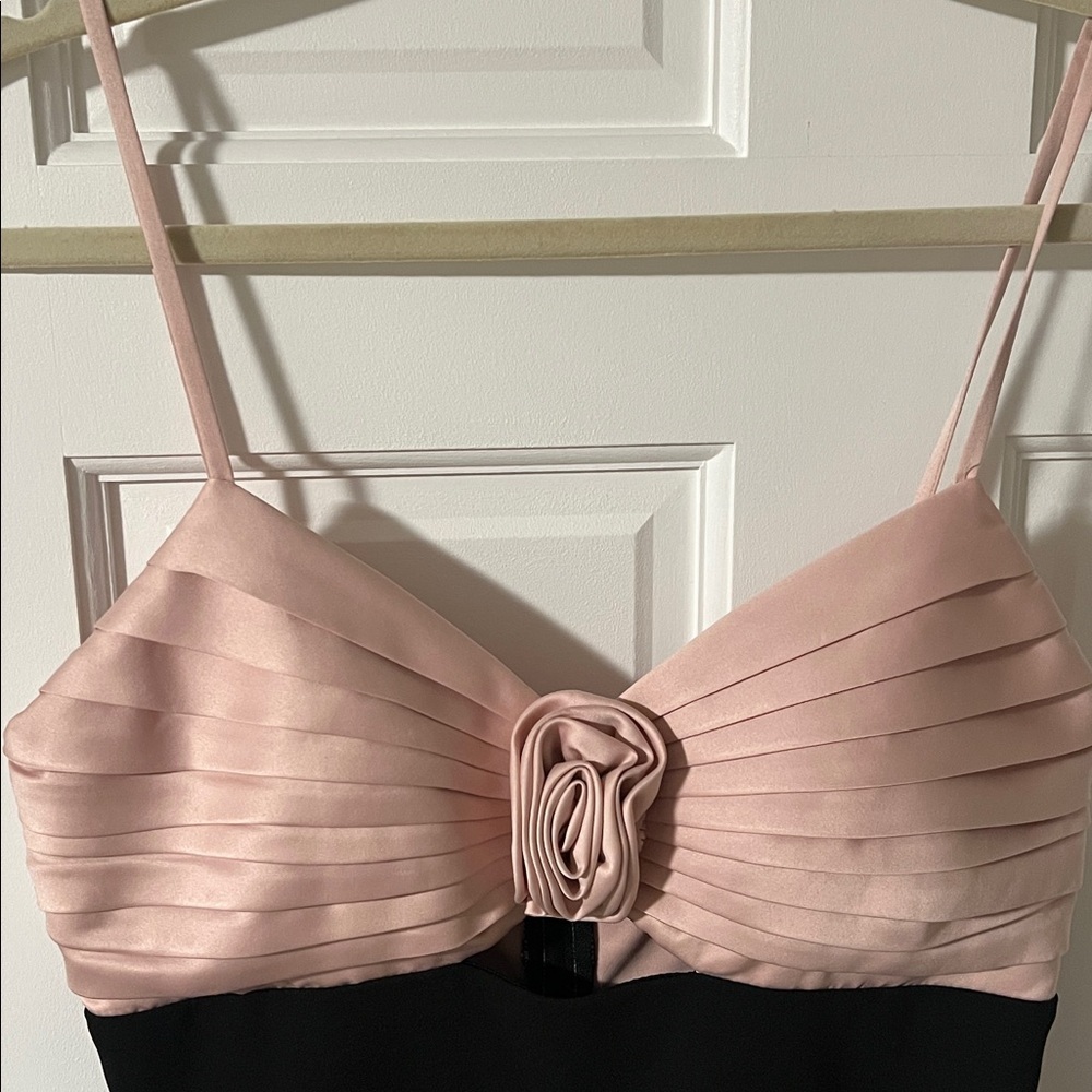 Rosette Ruched Bandeau Bodice Dress Coquette/ fit and flare/ Size 9/10 - Picture 5 of 7